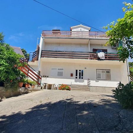 Apartment Majda Раб Экстерьер фото